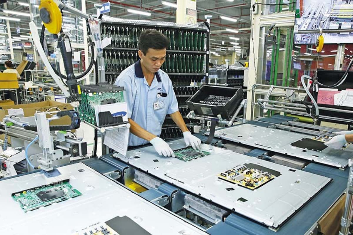 AI boom accelerates China’s chip industry growth, exposing supply chain strain